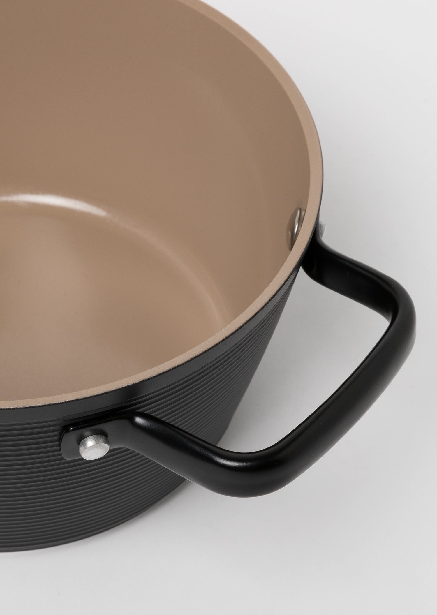 Garnek aluminiowy Carina Black 20 cm 2,2 l