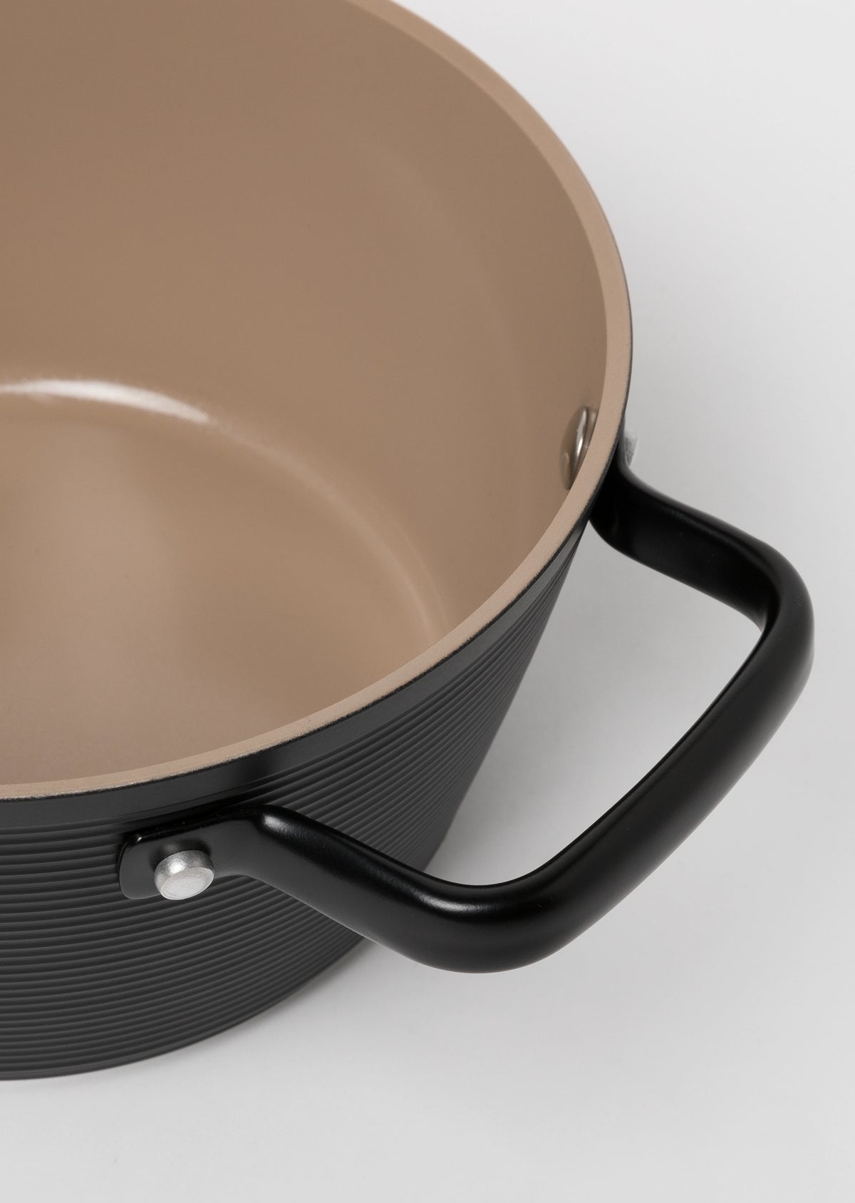 Garnek aluminiowy Carina Black 20 cm 2,2 l