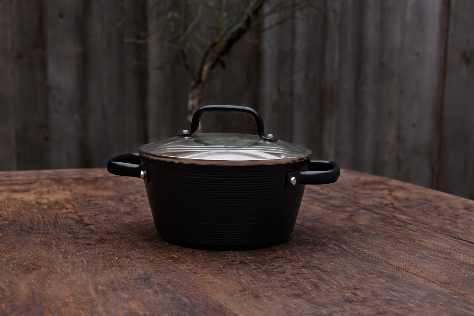 Garnek aluminiowy Carina Black by Mateusz Gessler 24 cm