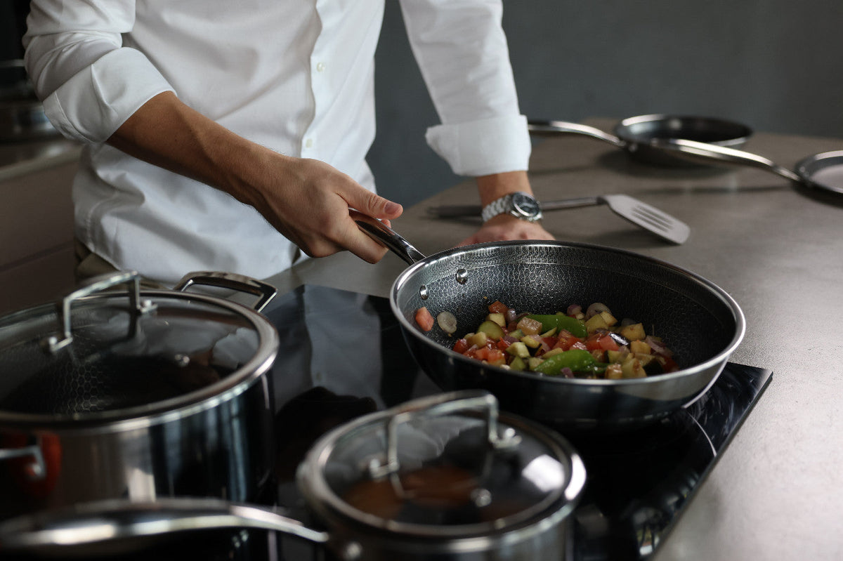 Zestaw 6 elementowy komplet garnków i patelni Florina Aristo Plus srebrny | stal nierdzewna| powłoka non-stick | wszystkie typy kuchenek |do piekarnika