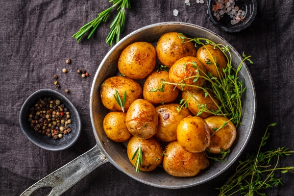 Smażone ziemniaki – jak przygotować idealne?