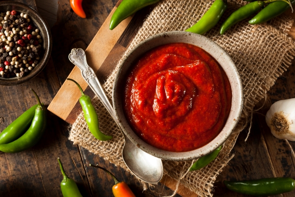 Sos Sriracha – do czego pasuje?