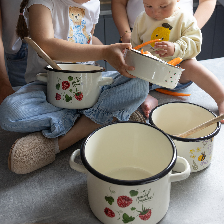 Garnek emaliowany Emalia Polska Pleszew Malina 20 cm 4,5 l kremowy