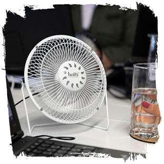 Mini wentylator biurkowy USB Botti Electronic Zeffir biały 15 cm moc 2,5 W