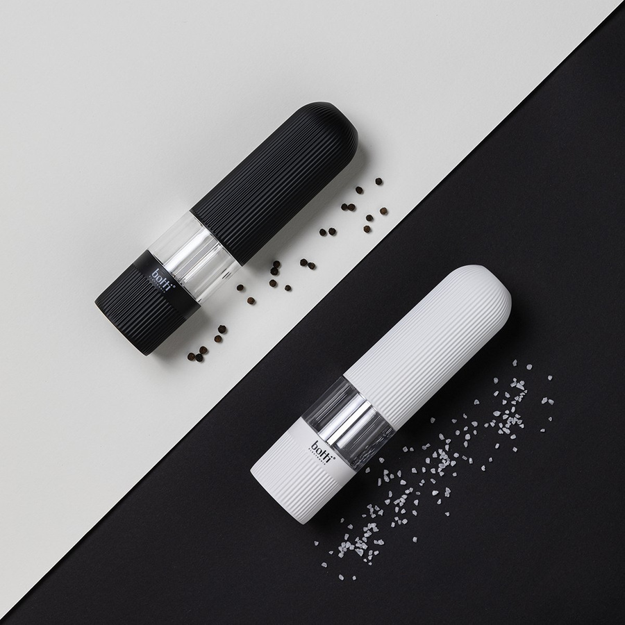 Elektryczny młynek do mielenia soli lub pieprzu Botti Electronic Trado czarny