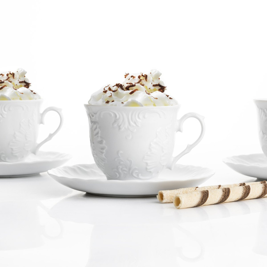 Komplet porcelanowych filiżanek ze spodkiem dla 6 osób Ćmielów Rococo