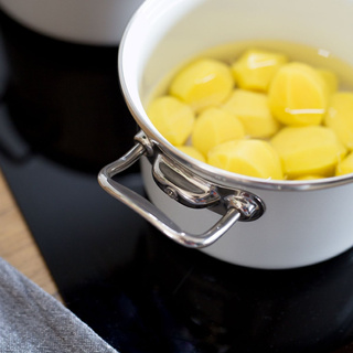 Zestaw garnków emaliowanych Primario 16/18/20/22cm Emalia Pleszew