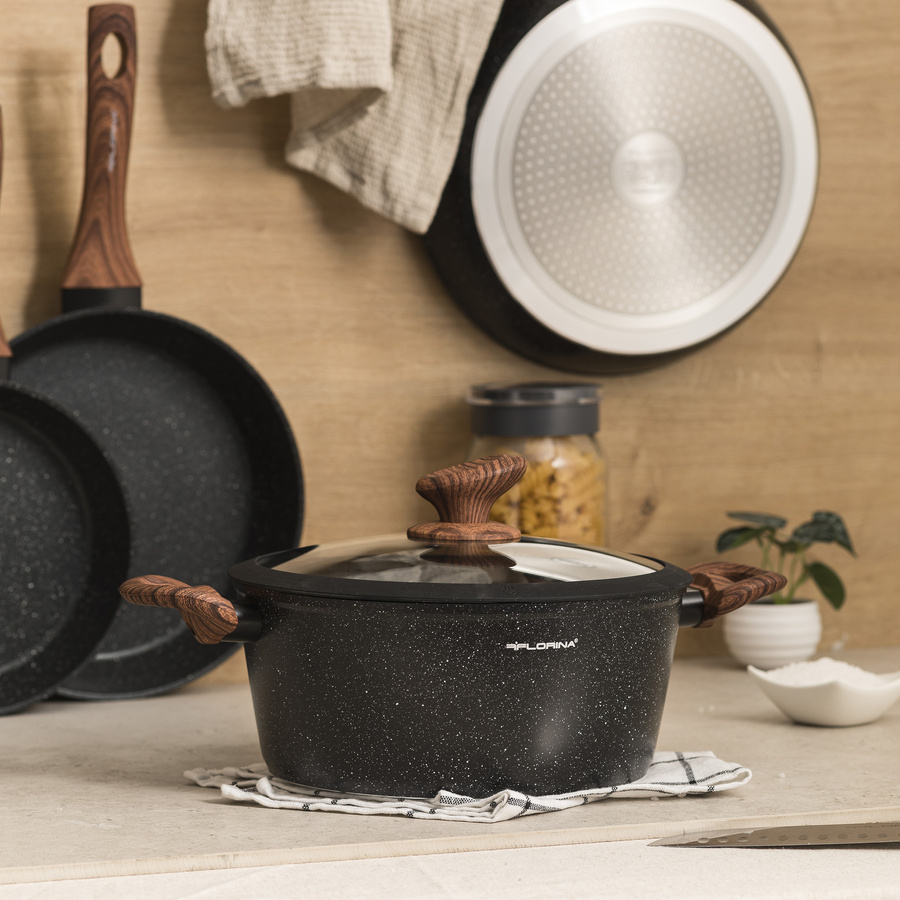 Garnek aluminiowy Florina Master Black 20 cm 2.1l