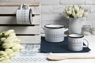 Zestaw garnków emaliowanych i czajnika emaliowanego na indukcję Emalia Polska Pleszew Majolica + łyżka szwedzka Florina