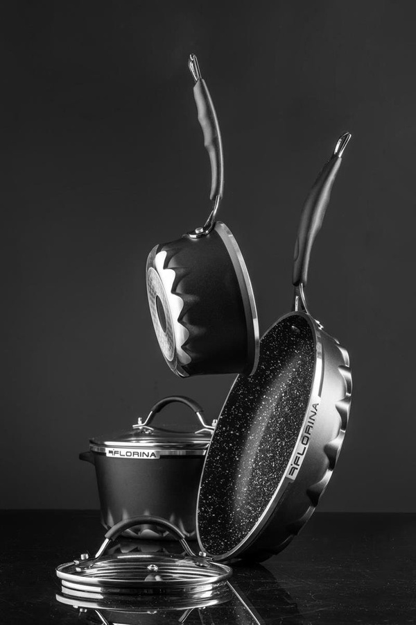 Rondel aluminiowy Florina Aero czarny 16 cm