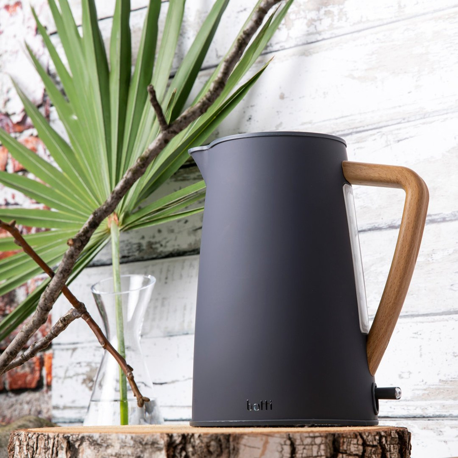 Czajnik elektryczny Botti Nelly 1,7 l grafitowy 2150 W