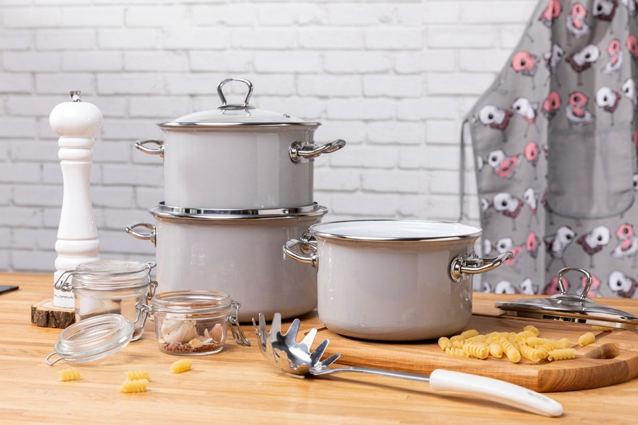 Zestaw garnków emaliowanych Primario 16/18/20/22cm Emalia Pleszew