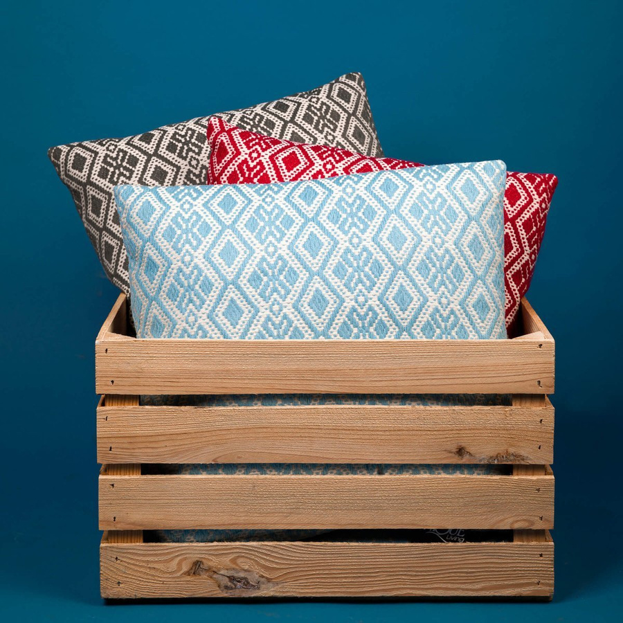 Poduszka Unique Living Frevo wzory 45 x 45 cm czerwona Miss Lucy