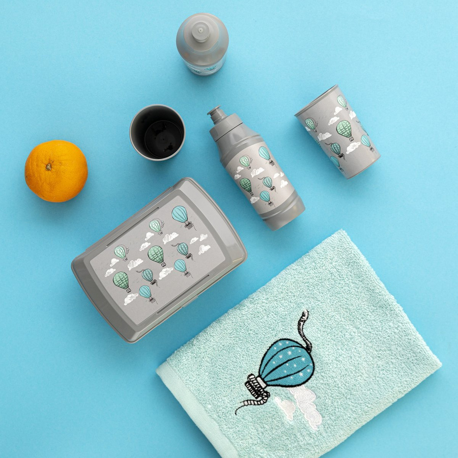 Kubek dziecięcy na wodę, soki i herbatę Praktyczna Forever Young Baloniki 250 ml ciemnoszary