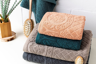 Ręcznik żakardowy Miss Lucy Hugo 70x140 cm szmaragdowy