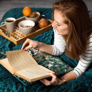 Poszewka Miss Lucy Metallic Soft 40 x 40 cm zielona