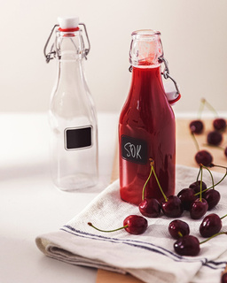 Butelka Bormioli Rocco Swing z etykietą do pisania kredą 500 ml