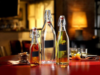 Butelka Bormioli Rocco Swing z etykietą do pisania kredą 500 ml