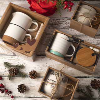 Kubek ceramiczny z pokrywką i łyżeczką Florina Pastele 350 ml