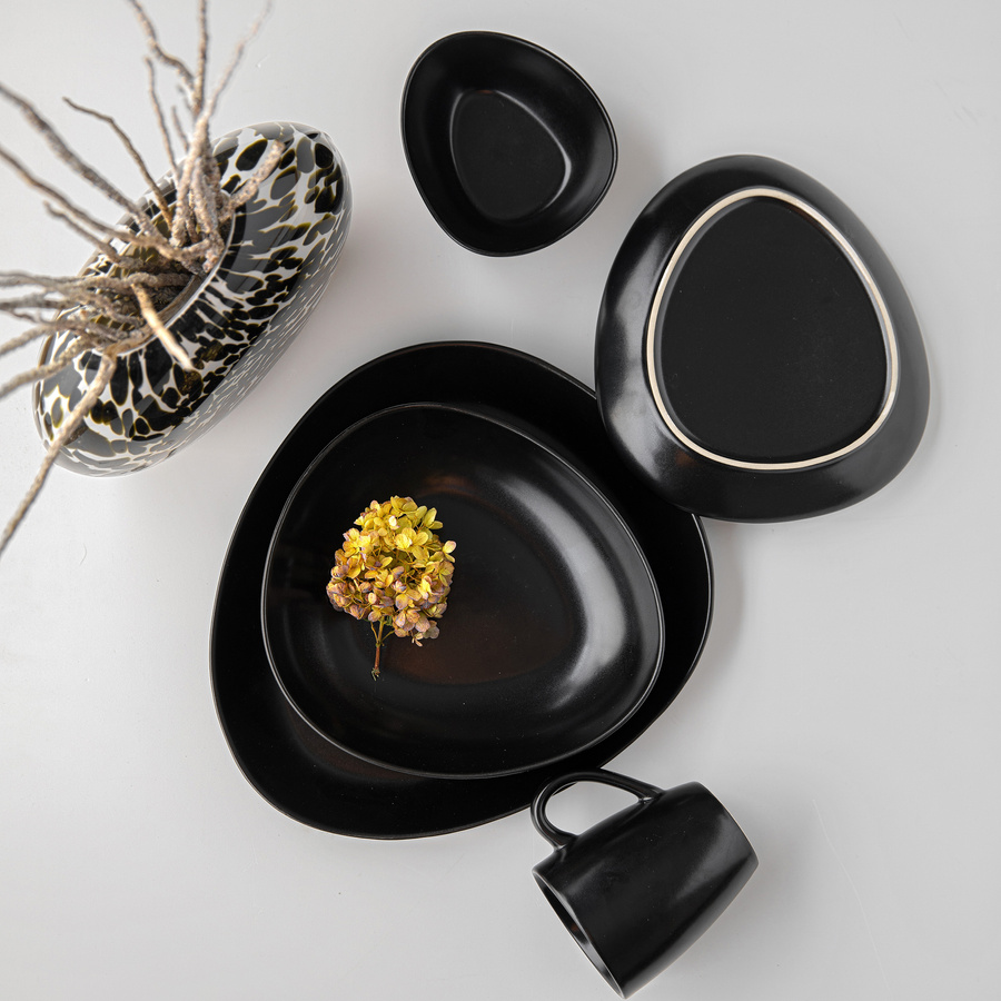 Talerz deserowy Florina Gaja Black 21,5 cm