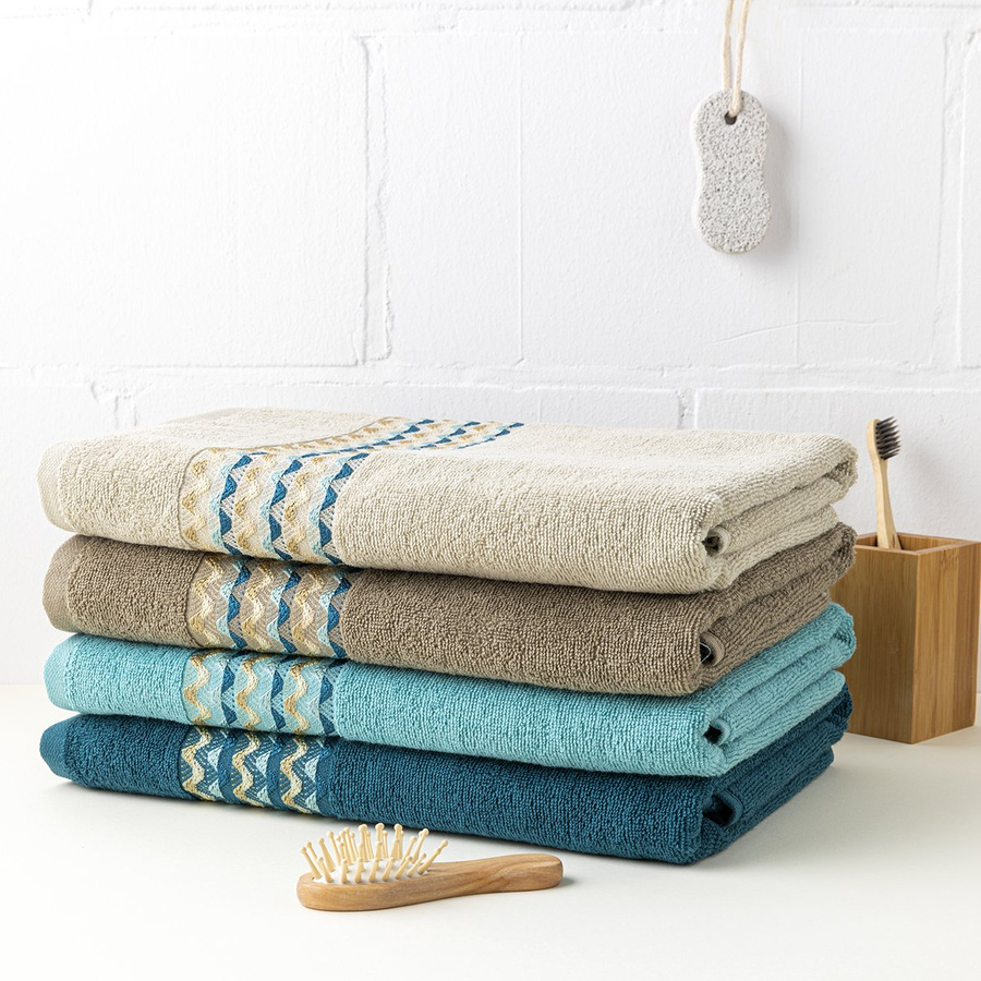 Ręcznik bawełniany łazienkowy Miss Lucy Kloten 70x140 cm morski