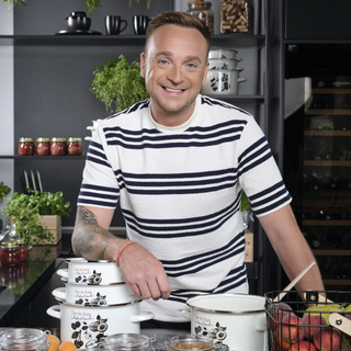 Garnek emaliowany Emalia Polska Pleszew Fruits by Mateusz Gessler 16 cm 2 l