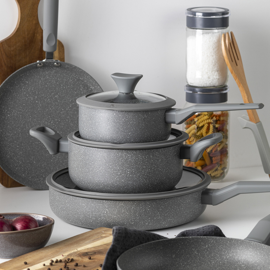 Garnek aluminiowy Pierre 24 cm 4,2 l by Mateusz Gessler