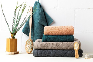 Ręcznik żakardowy Miss Lucy Hugo 30x50 cm cappuccino